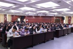 <b>深切分解当前校园食物平安范畴存正在的风险现</b>