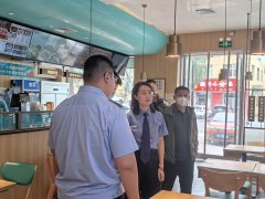 环绕运营天分、后厨卫生情况、食物采购